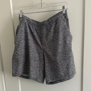Men’s lululemon pace breaker shorts